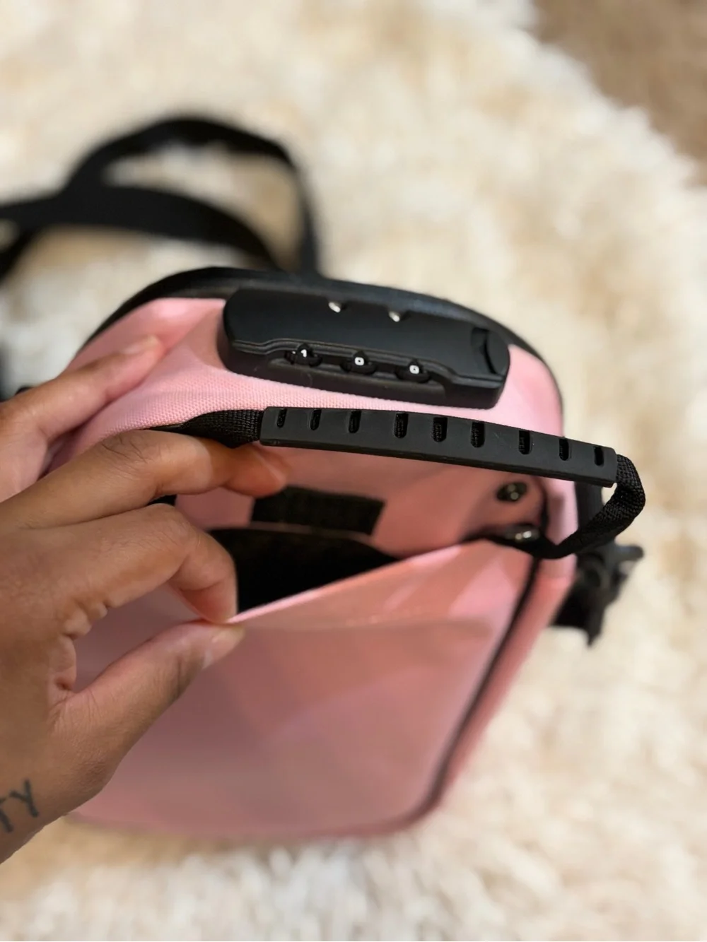 Pink Crossbody Smellproof Bag